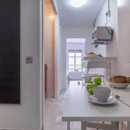Apartment Cozy&modern,historic Centre Of Ac/wifi,4px *