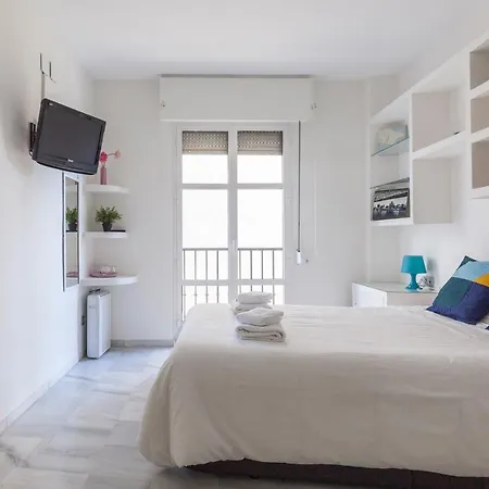 Apartment Cozy&modern,historic Centre Of Ac/wifi,4px *